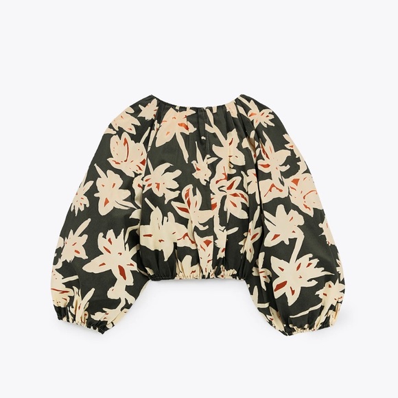 Zara Tops Zara Floral Printed Crop Top Poshmark